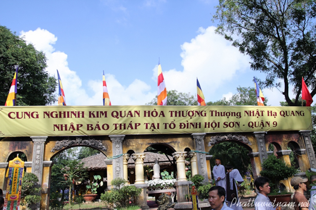 Chùm ảnh: Lễ Di Quan cố HT. Thích Nhật Quang tại TĐ Ấn Quang