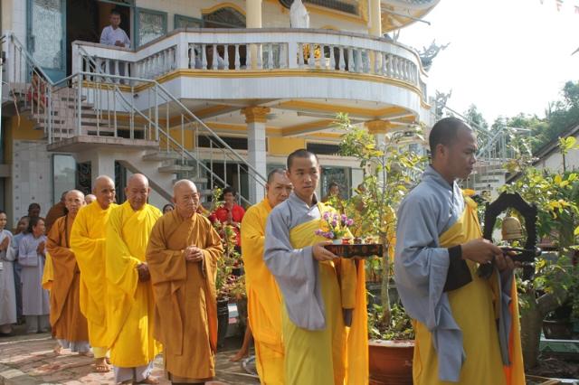 Đồng Tháp: Lễ Húy Kỵ Ni Trưởng TN. Chơn Thanh &amp; Bổ Nhiệm Trù Trì Chùa Vạn Thành