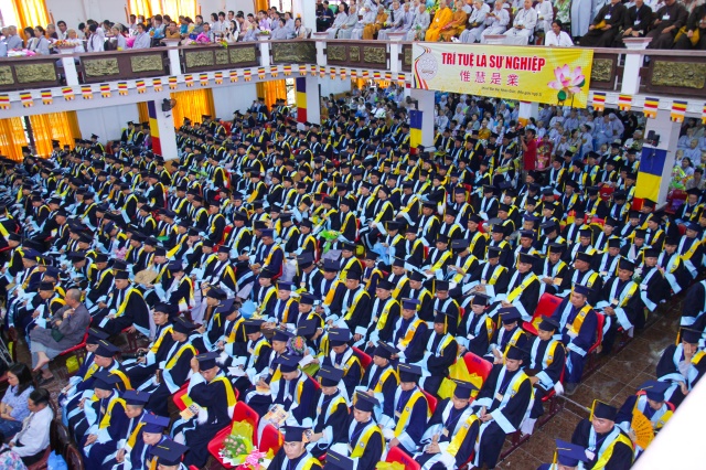 HVPGVN tại TP. HCM tổ chức lễ tốt nghiệp Cử nhân Phật học khóa VIII