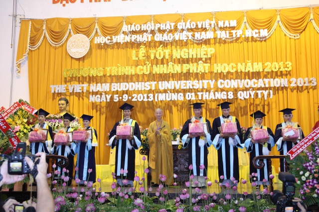 HVPGVN tại TP. HCM tổ chức lễ tốt nghiệp Cử nhân Phật học khóa VIII