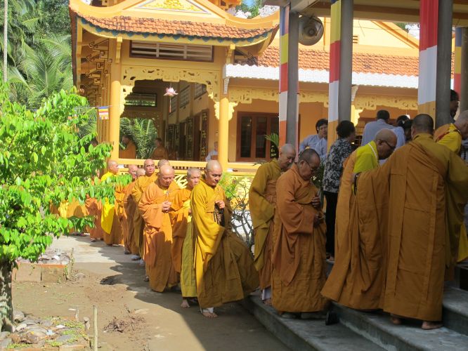 Tiền Giang: Đại lễ Vu lan Báo hiếu tại chùa Linh Bửu