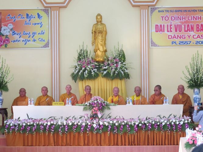 Tiền Giang: Đại lễ Vu lan Báo hiếu tại chùa Linh Bửu