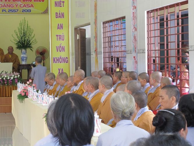 Tiền Giang: Đại lễ Vu lan Báo hiếu tại chùa Linh Bửu