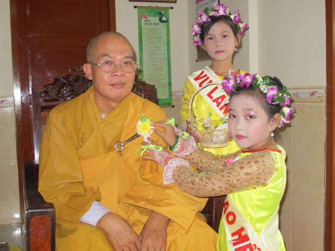 Tiền Giang: Đại lễ Vu lan Báo hiếu tại chùa Linh Bửu