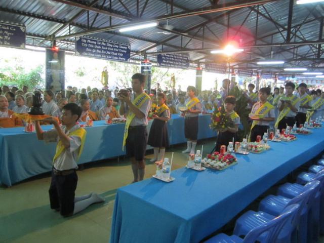 Chùa Linh Sơn Pháp Ấn thiết lễ trai tăng cúng dường Vu lan