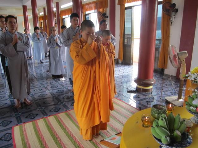 Khóa tu Bát Quan Trai tại tịnh xá Ngọc Sơn