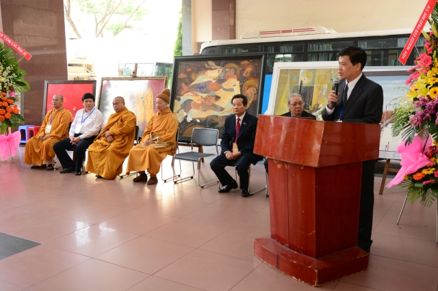 TP. HCM: Khai mạc triển lãm tranh &quot;Đất nước, con người Việt Nam với Phật giáo&quot;