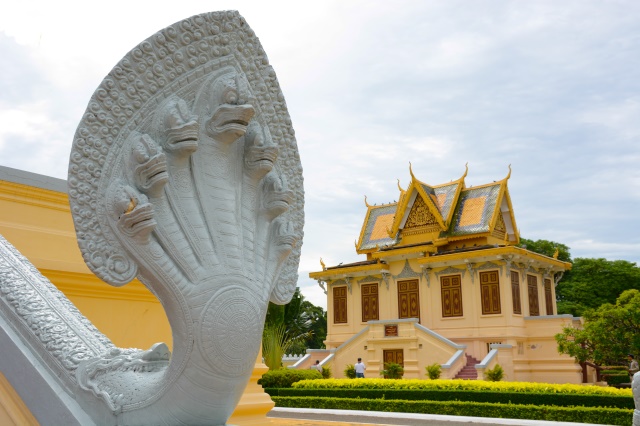 Ấn tượng chuyến du lịch đón Vu Lan và từ thiện tai Campuchia