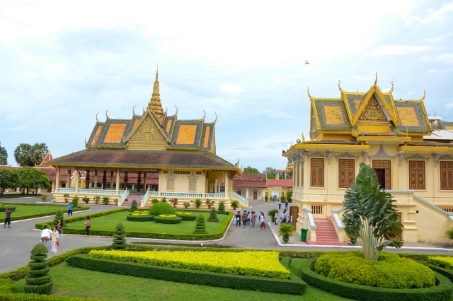 Ấn tượng chuyến du lịch đón Vu Lan và từ thiện tai Campuchia