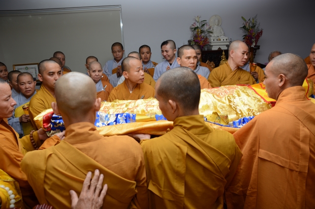 Lễ nhập Kim quan Hòa thượng Thích Đạt Đạo