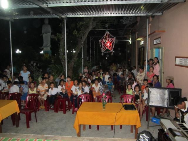 “Đêm hội trăng rằm” ở chùa Bảo Phước