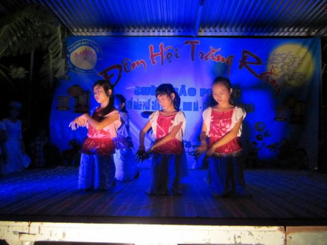 “Đêm hội trăng rằm” ở chùa Bảo Phước
