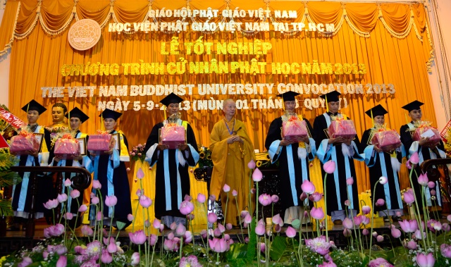 HVPGVN tại TP. HCM tổ chức lễ tốt nghiệp Cử nhân Phật học khóa VIII