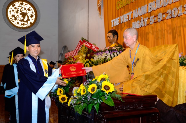 HVPGVN tại TP. HCM tổ chức lễ tốt nghiệp Cử nhân Phật học khóa VIII