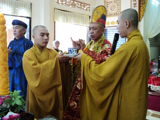 Khánh Hòa: Lễ hằng thuận tại chùa Linh Thứu (Nha Trang)