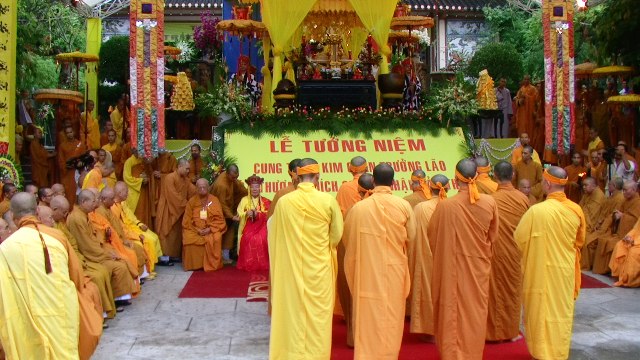 Khánh Hòa: Lễ tưởng niệm và cung tống kim quan cố Trưởng lão HT.Thích Chí Tín nhập bảo tháp