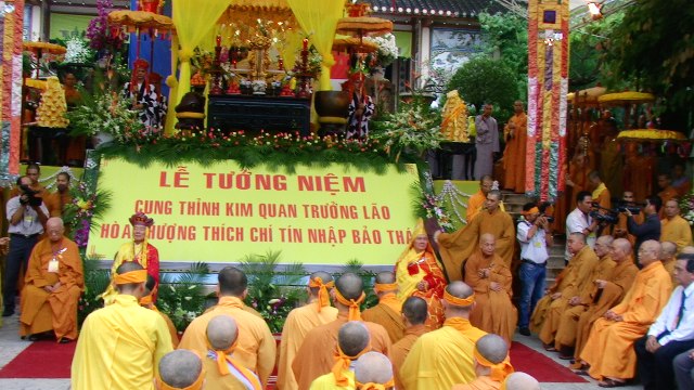 Khánh Hòa: Lễ tưởng niệm và cung tống kim quan cố Trưởng lão HT.Thích Chí Tín nhập bảo tháp