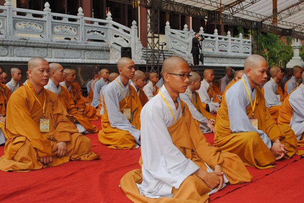 Đại Giới Đàn Quảng Đức: Hòa Thượng Tuyên Luật Sư Giáo Giới