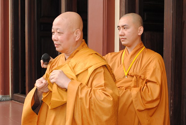 Đại Giới Đàn Quảng Đức: Hòa Thượng Tuyên Luật Sư Giáo Giới