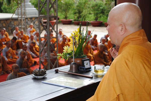Đại Giới Đàn Quảng Đức: Giáo Giới Hành Nghi - TT. Thích Lệ Trang