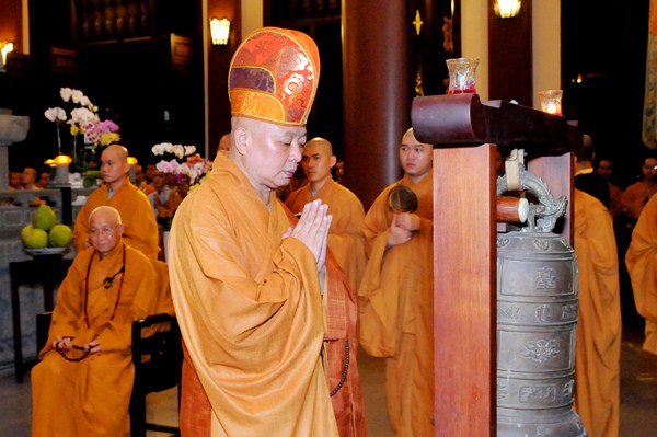 Đại Giới Đàn Quảng Đức: Tuyên Thanh Qui - Khai Chung Bảng - Niêm Đàn Sái Tịnh - Tụng Luật