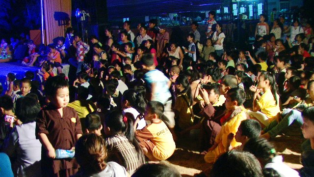 Nha Trang: Chùa Linh Quang tổ chức Đêm Văn nghệ Quay về tuổi thơ