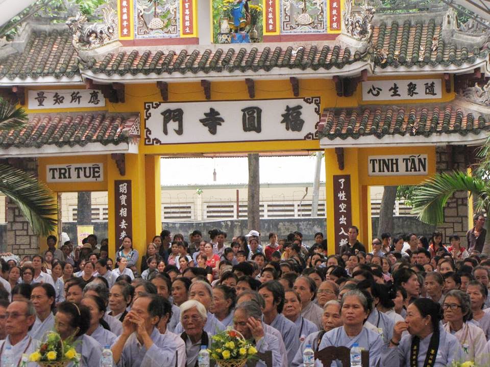 Hàng ngàn người dự lễ Vu Lan tại Tổ đình Phước Viên