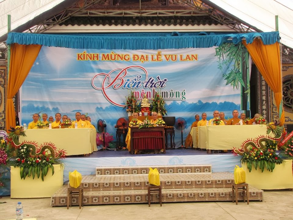 Hàng ngàn người dự lễ Vu Lan tại Tổ đình Phước Viên
