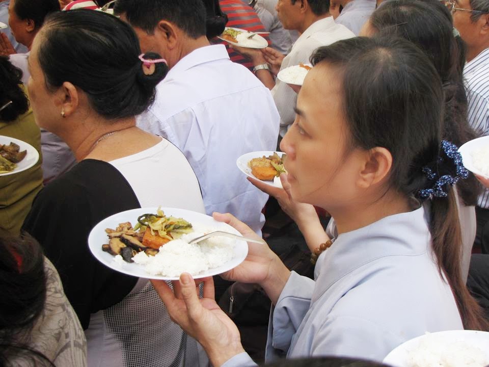 Hàng ngàn người dự lễ Vu Lan tại Tổ đình Phước Viên