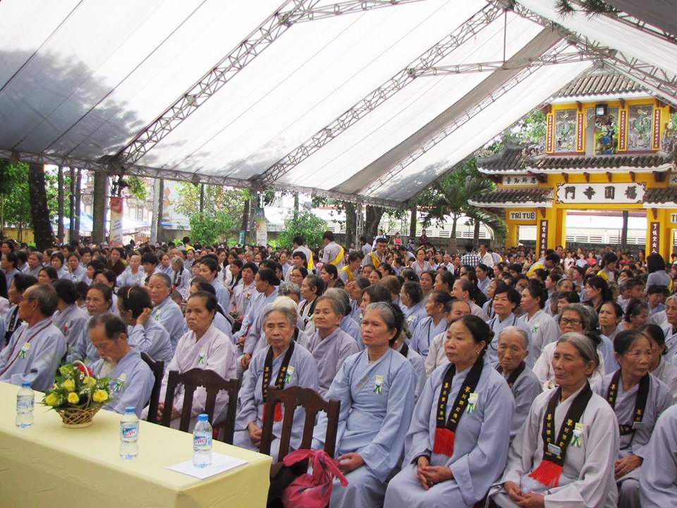 Hàng ngàn người dự lễ Vu Lan tại Tổ đình Phước Viên