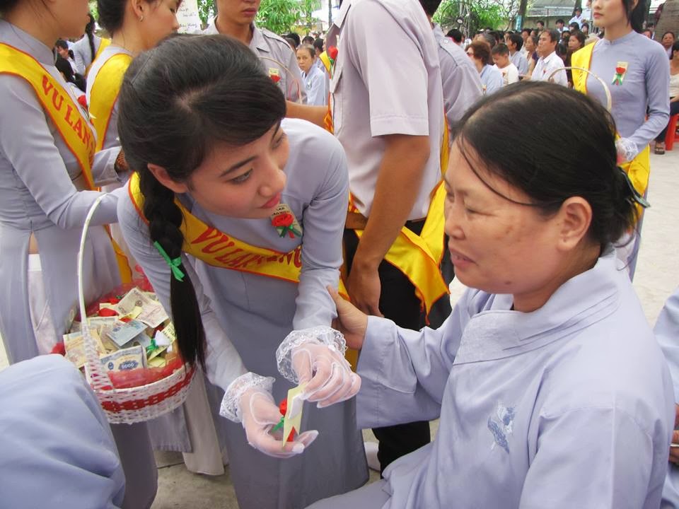 Hàng ngàn người dự lễ Vu Lan tại Tổ đình Phước Viên
