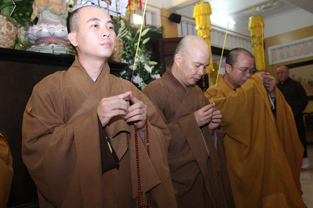 Ngày thứ 2: Các phái đoàn viếng tang cố HT. Thích Nhật Quang