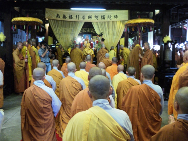 Khánh Hòa: Lễ nhập kim quan cố Đại lão HT.Thích Chánh Tín