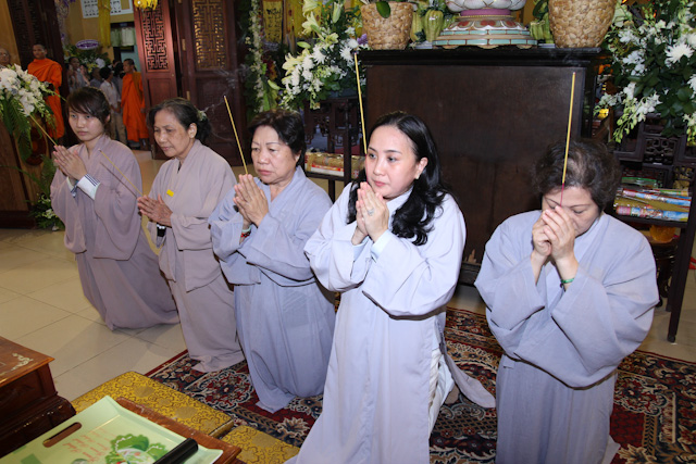 Ngày thứ 3: Các phái đoàn viếng tang cố HT. Thích Nhật Quang