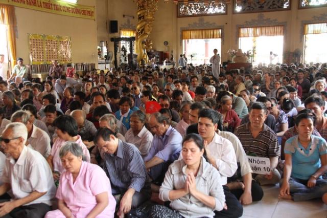 Tổ Đình Giác Sanh Tổ Chức Khóa Tu và  Phát Quà Cho 700 Người Khiếm Thị