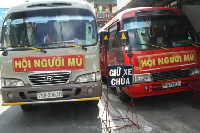 Tổ Đình Giác Sanh Tổ Chức Khóa Tu và  Phát Quà Cho 700 Người Khiếm Thị