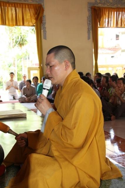 Tổ Đình Giác Sanh Tổ Chức Khóa Tu và  Phát Quà Cho 700 Người Khiếm Thị