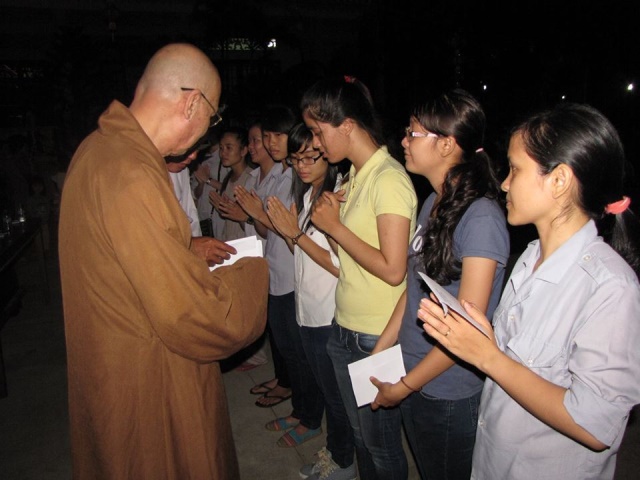 Đồng Nai: &quot;Đêm trăng cho em&quot; tại tổ đình Phước Viên