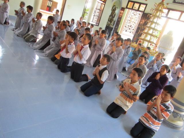 Chùa Đức Hòa tổ chức lễ Quy y nhân mùa Vu lan PL. 2557