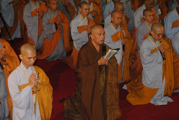 Đại Giới Đàn Quảng Đức: Kết Đàn Tụng Kinh Di Giáo
