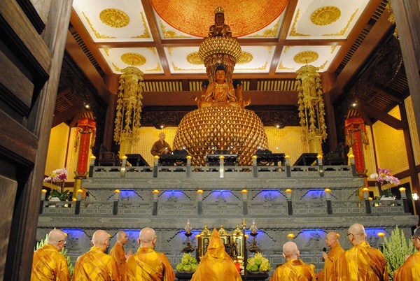 Đại Giới Đàn Quảng Đức: Kết Đàn Tụng Kinh Di Giáo