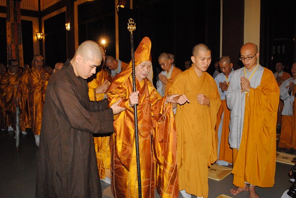 Đại Giới Đàn Quảng Đức: Kết Đàn Tụng Kinh Di Giáo