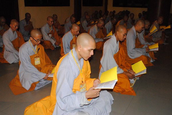 Đại Giới Đàn Quảng Đức: Kết Đàn Tụng Kinh Di Giáo