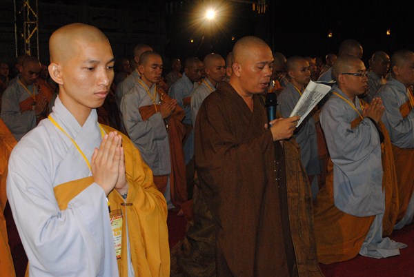 Đại Giới Đàn Quảng Đức: Kết Đàn Tụng Kinh Di Giáo