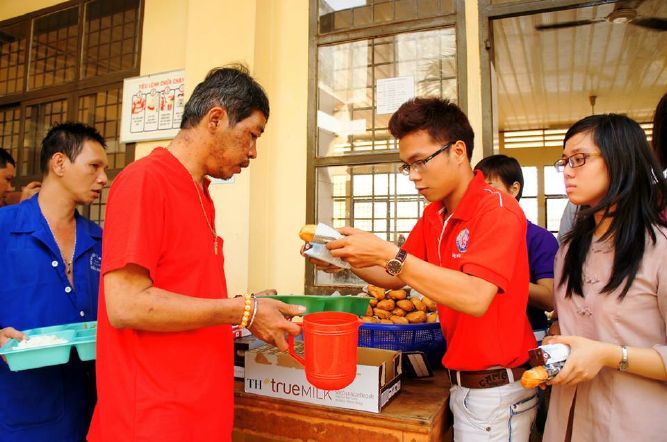 HỘI 14 CHỮ : PHÓNG SINH – TỪ THIỆN – HOA ĐĂNG – TU HỌC