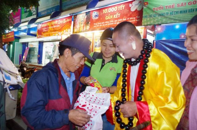 TP. HCM: Ban Văn hóa với chương trình thiện nguyện “Di Lặc du xuân”