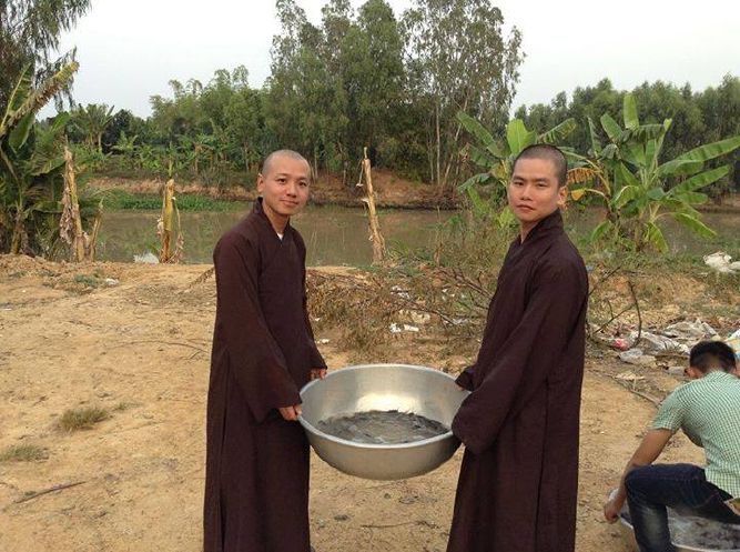 Đồng Tháp: Đoàn từ thiện “Hương miền tây” đến với bà con trước xuân Giáp Ngọ