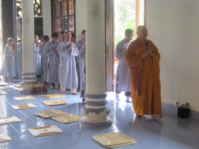 Khóa tu cuối năm Quý Tỵ của Đạo tràng Bát Quan Trai chùa Đức Hòa