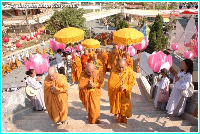 TP. HCM: Chính thức diễn ra đại lễ tưởng niệm 60 năm tổ sư Minh Đăng Quang vắng bóng