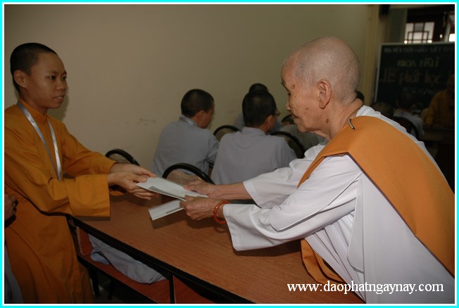 TP. HCM: Lễ phát học bổng Pali lần thứ nhất